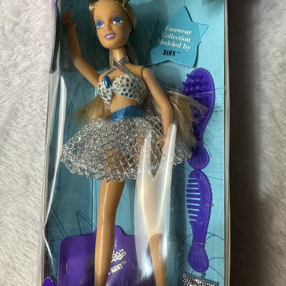 Vtg Starr Model Agency Funwear Collection Modeled by Dawn Doll 6.5” FW0014 JPI - Picture 2 of 4